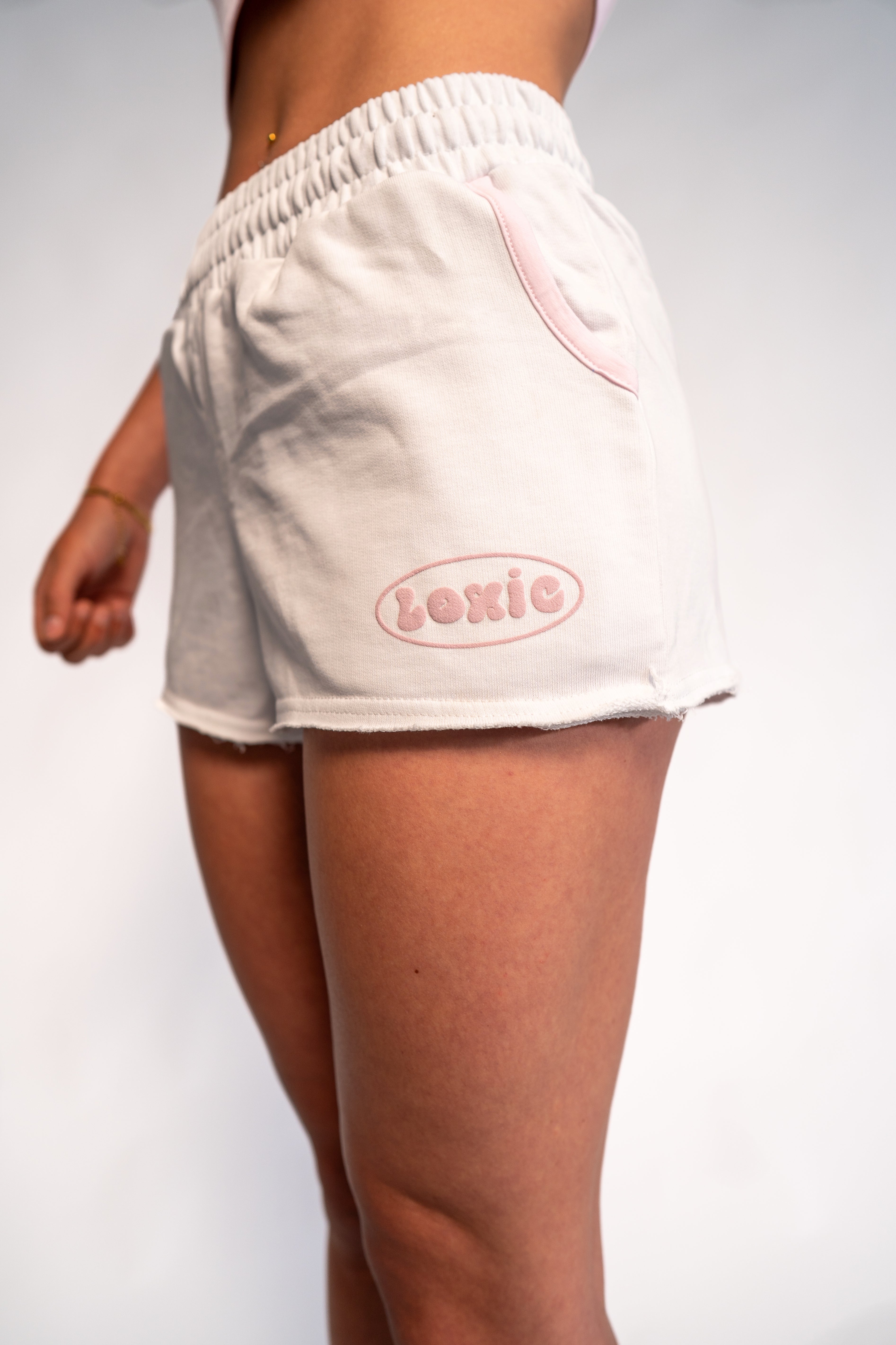 LOGO SHORTS