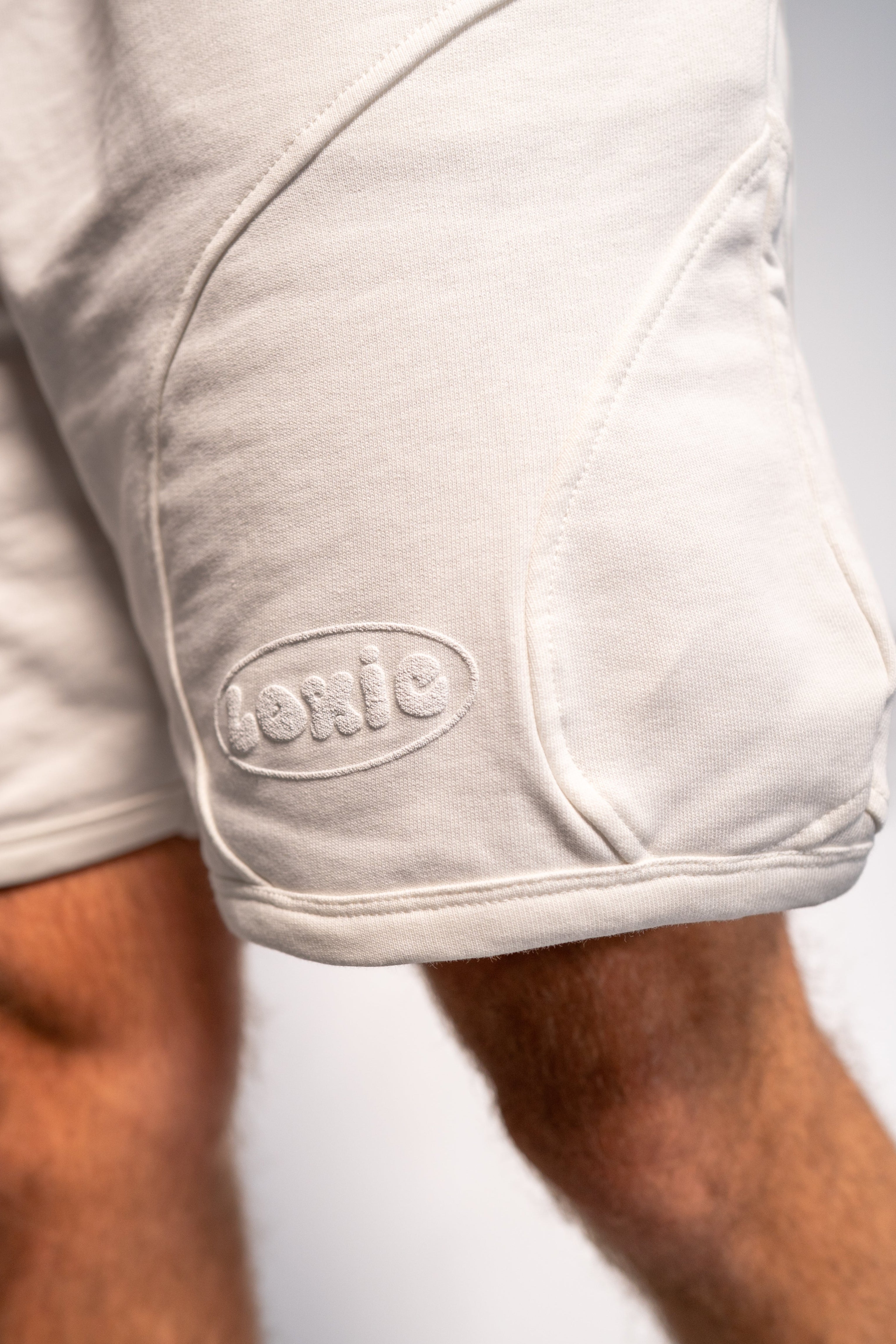 LOGO SHORTS