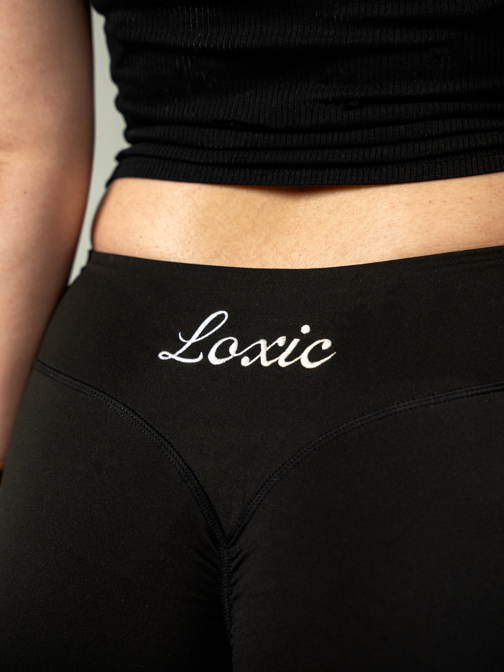 Nova Open Leg Leggings Black
