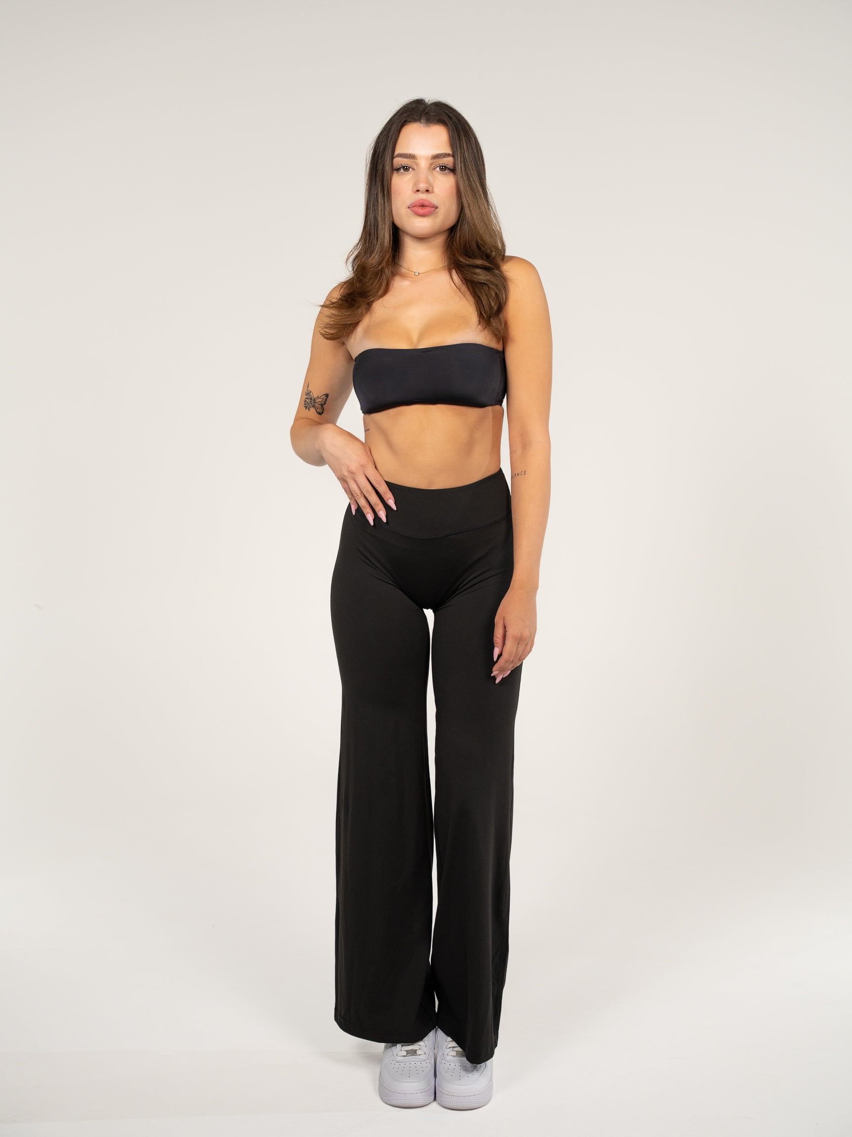 Nova Open Leg Leggings Black