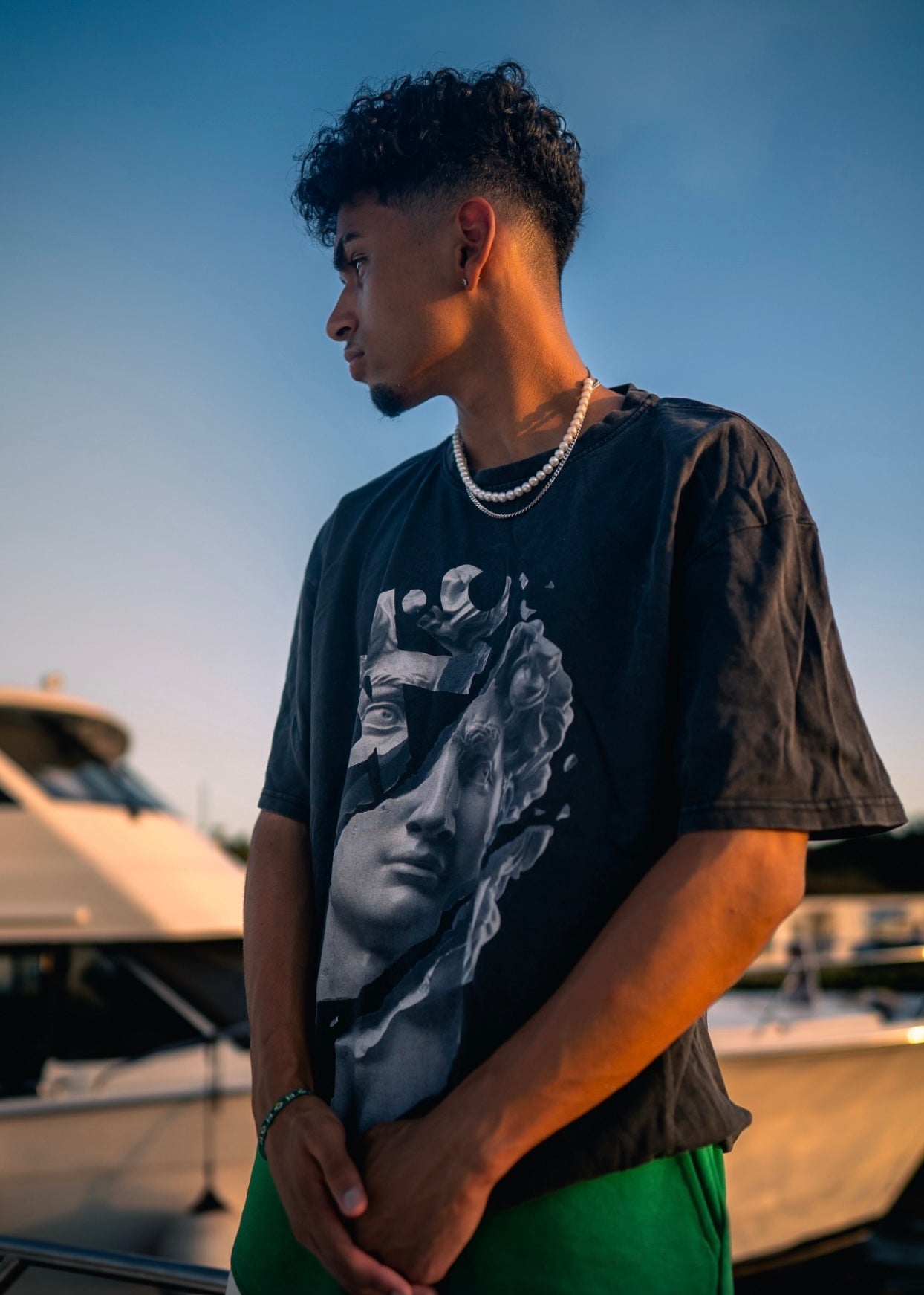 SKOÚROS T-SHIRT